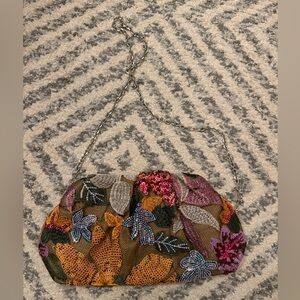 NWOT Floral Embroidered Chain Strap Bag